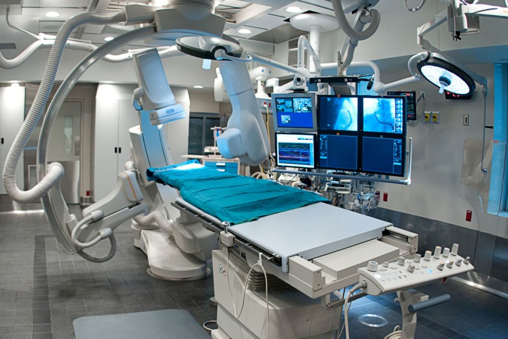 Operating room filled with the latest machine vision technology.